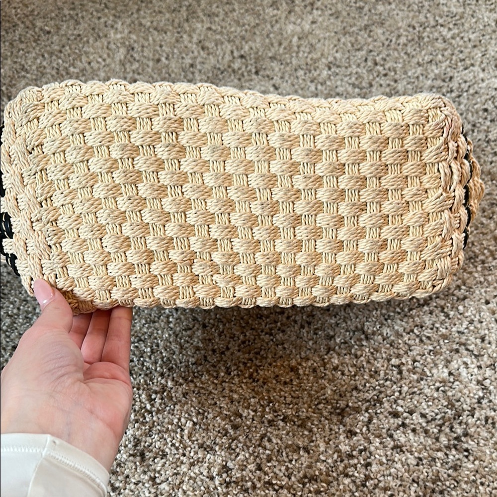 Brighton Black and Cream Woven Handbag - Picture 4 of 9